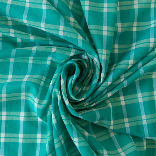 Bumbac subtire in carouri verzi