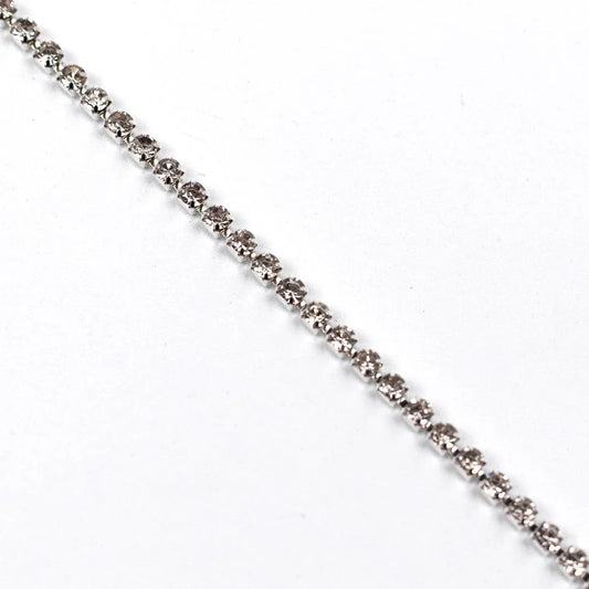 Banda argintie cu cristale 2 mm