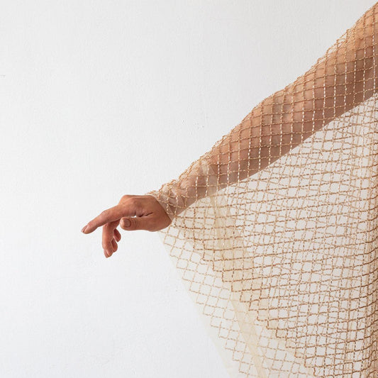 Dantela aurie tip plasa din margele