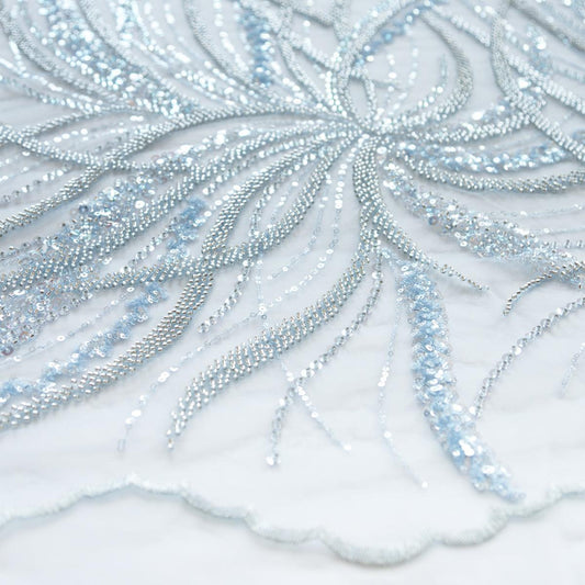 Dantela bleu cu paiete si margele