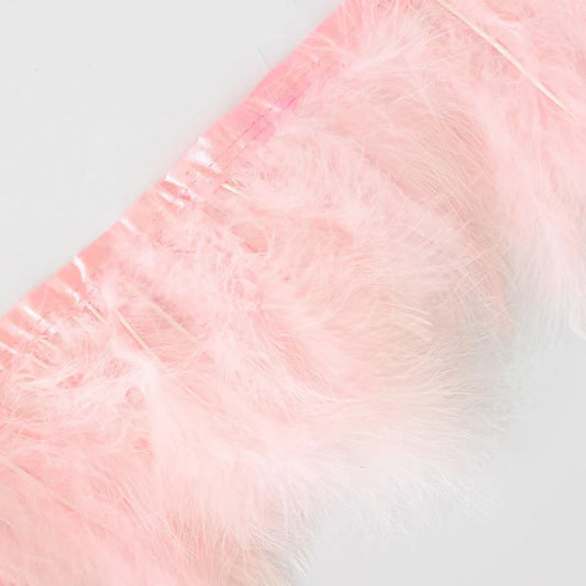 Pene lebada roz deschis