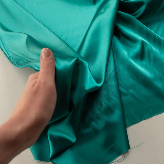 Saten elastic turcoaz