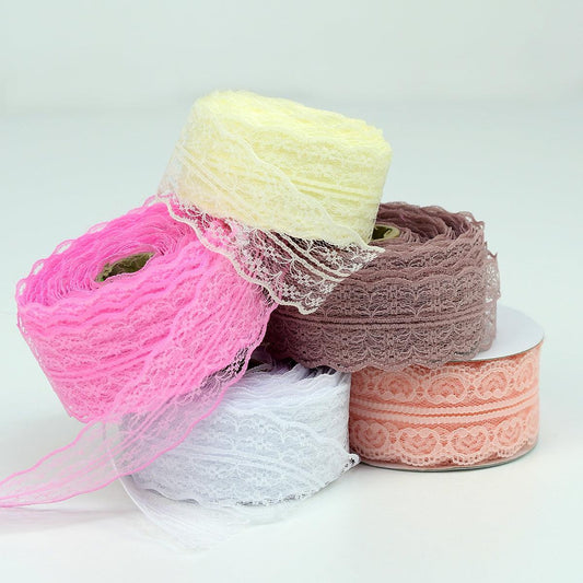 Banda danteluta diverse culori