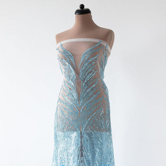 Dantela bleu cu pene si paiete