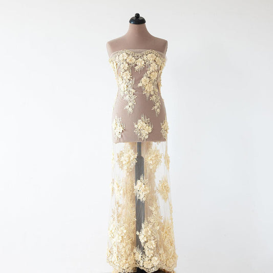 Dantela crem cu flori 3d