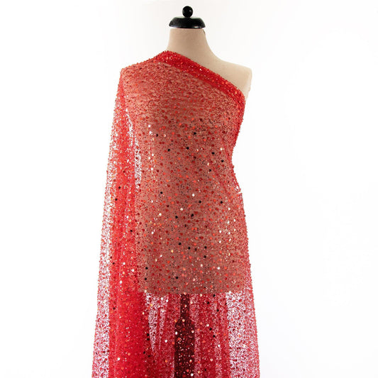 Dantela rosu cu perle, margele si paiete