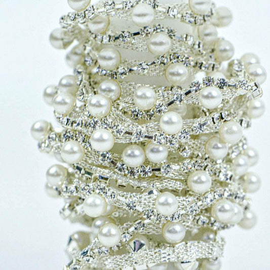 Lant ornamental cu pietre si perle