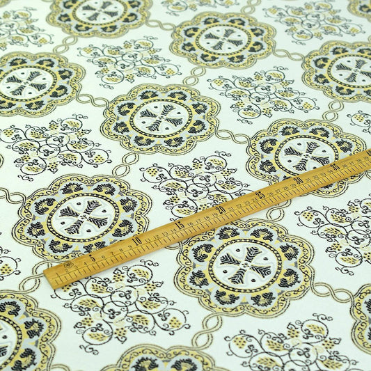 Material Vesminte Preotesti