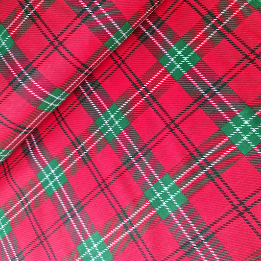 Material pentru fata de masa carouri