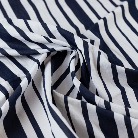 Bumbac alb cu dungi bleumarin - camasi, rochii, bluze