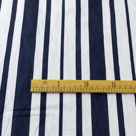 Bumbac alb cu dungi bleumarin - camasi, rochii, bluze