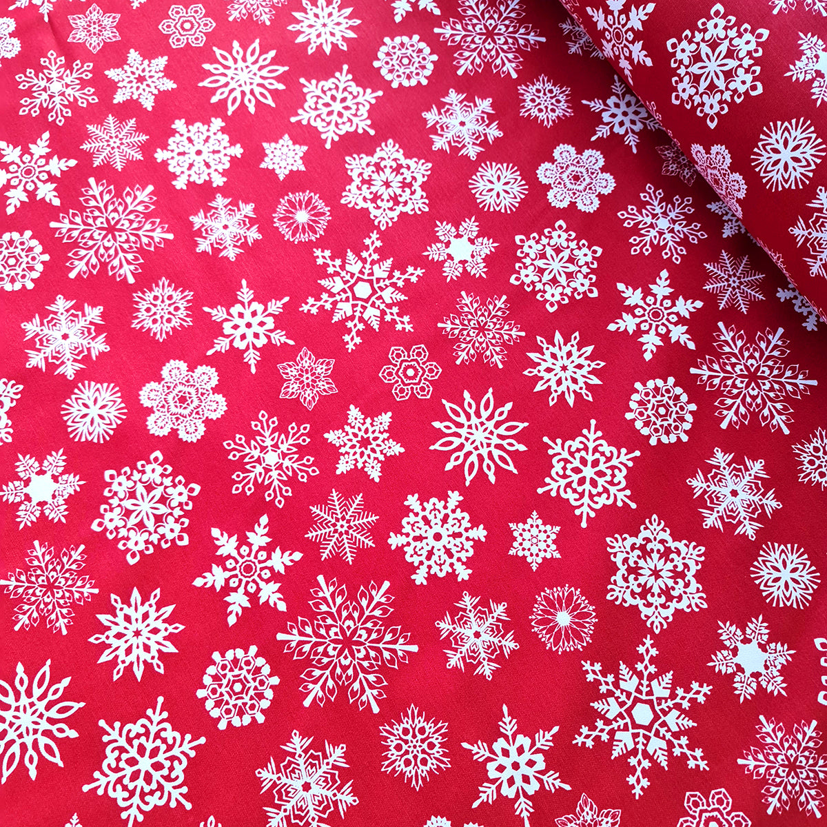 Material pentru Fata de Masa Fulgi