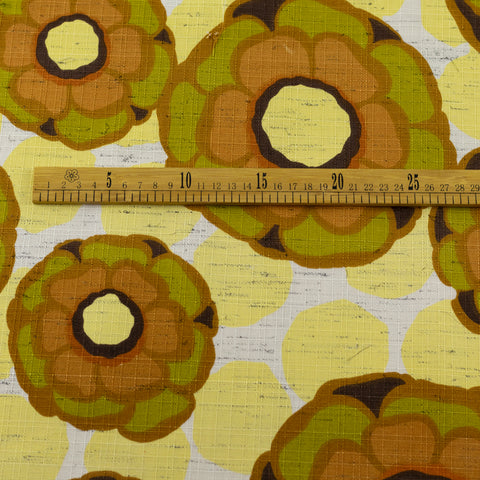 Material pentru fata de masa cu modele florale