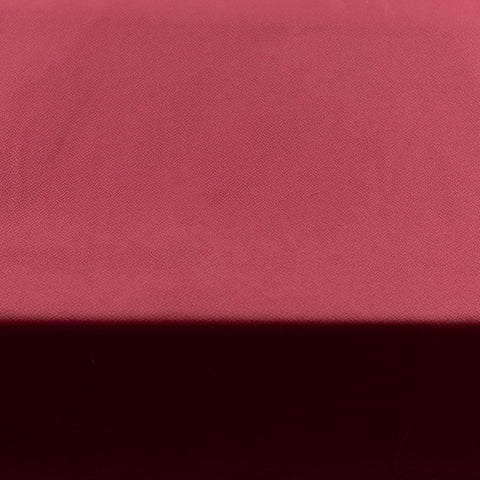 Material pentru fata de masa rosu