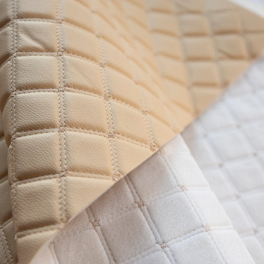 Piele ecologica cu patratele crem si cusatura in culoare pentru tapiterie auto