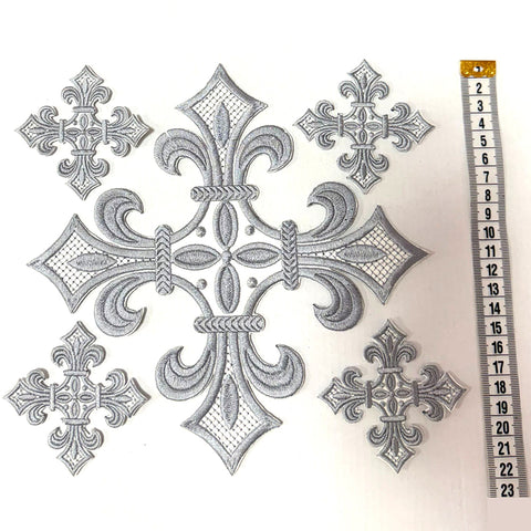 Set Cruci Brodate Argintii