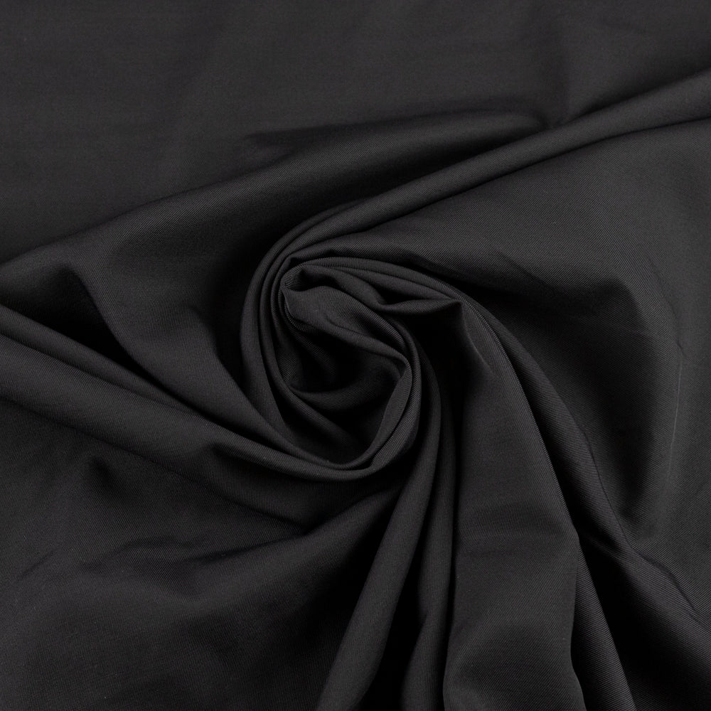 Stofita neagra  (costume, rochii)