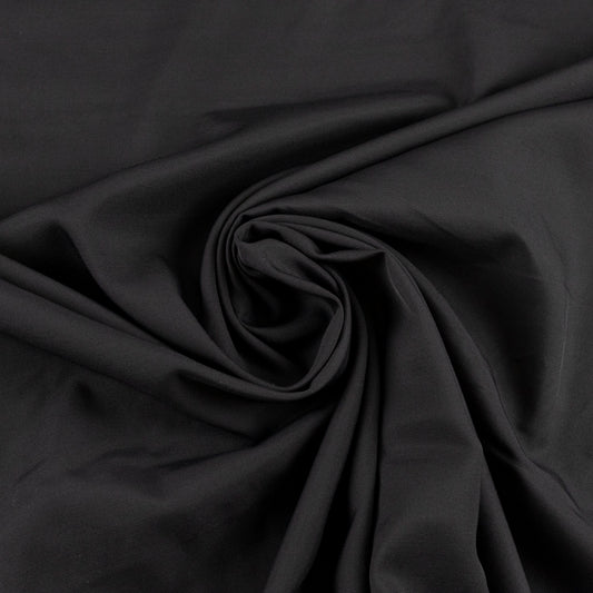 Stofita neagra  (costume, rochii)