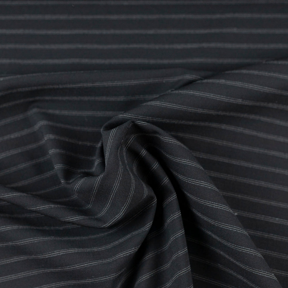 Stofita neagra cu lana