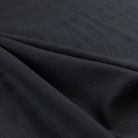 Stofita neagra cu model (costume, rochii)