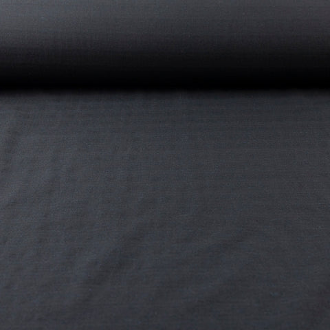 Stofita neagra cu model (costume, rochii)