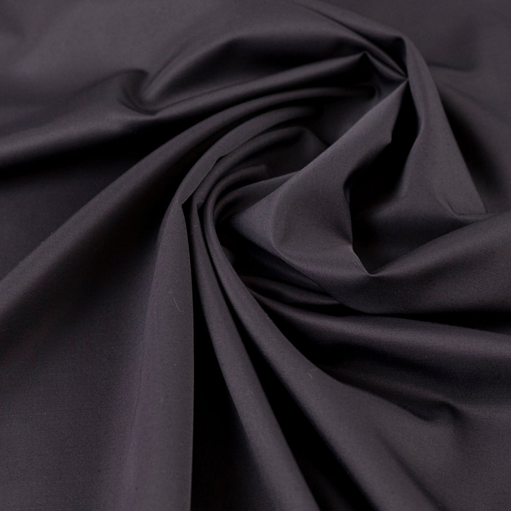 Tesatura neagra usor lucioasa (rochii, costume)