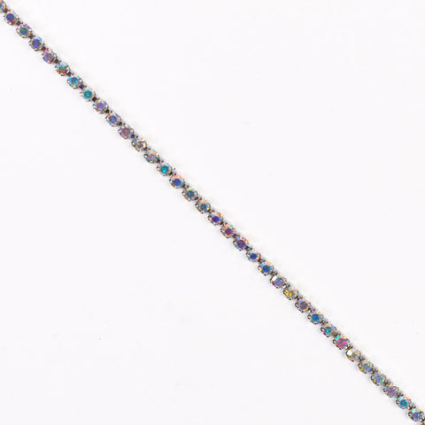 Banda argintie cu cristale multicolore 2 mm