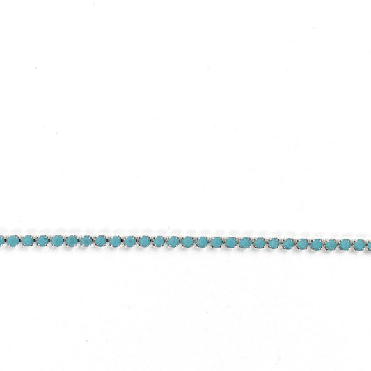 Banda argintie cu cristale turcoaz 2 mm