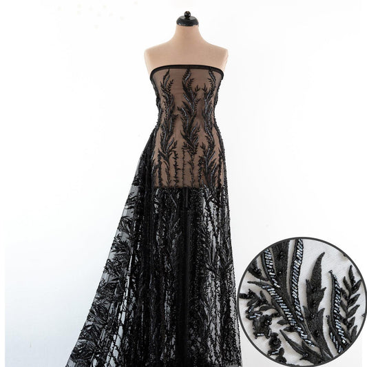 Dantela Neagru Crengute