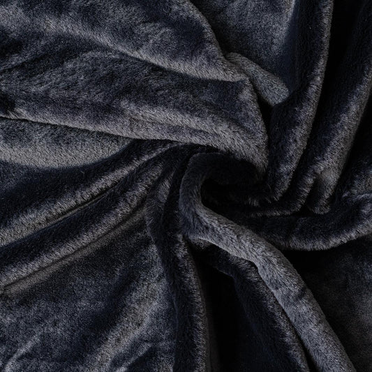 Blanita neagra cu fir scurt