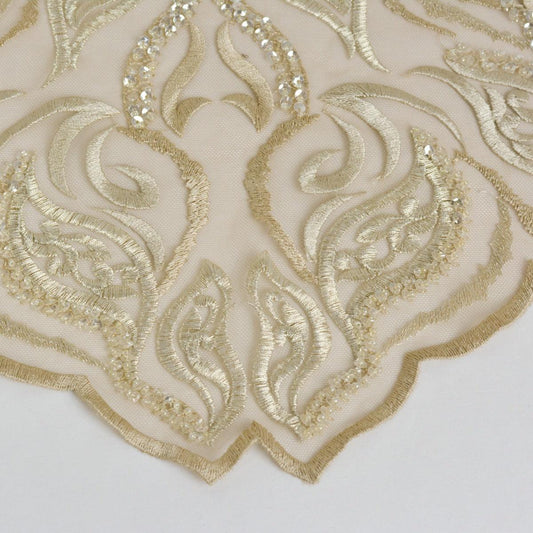 Dantela brodata cu paiete -  Bej