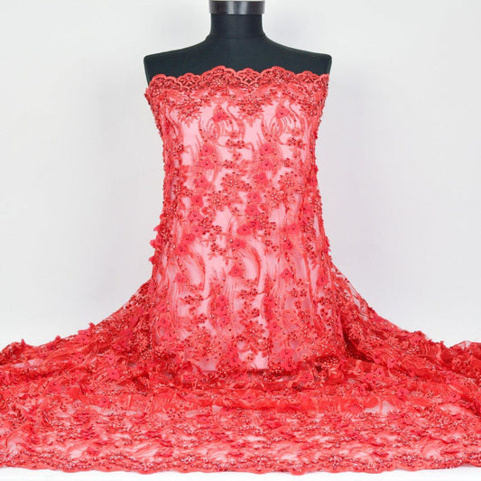 Dantela cu margele si paiete - cusuta manual