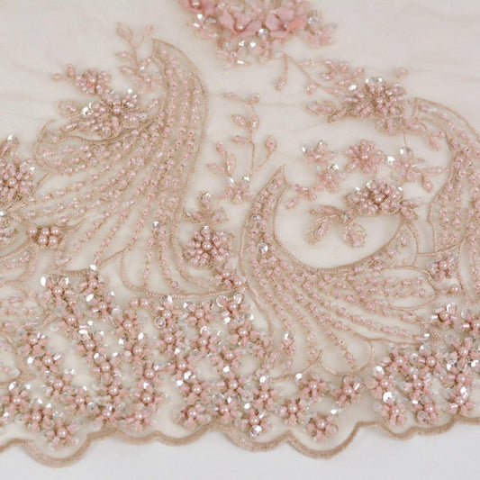Dantela cu margele si paiete - Roz