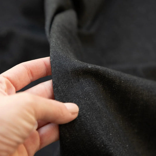 Denim negru 4