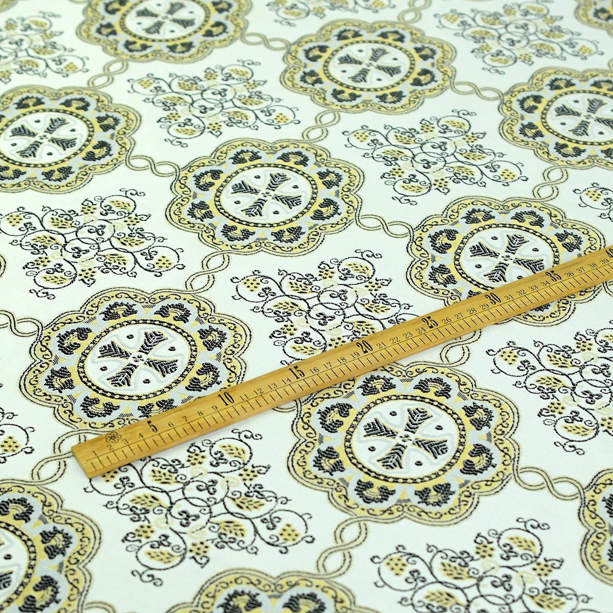 Material Vesminte Preotesti