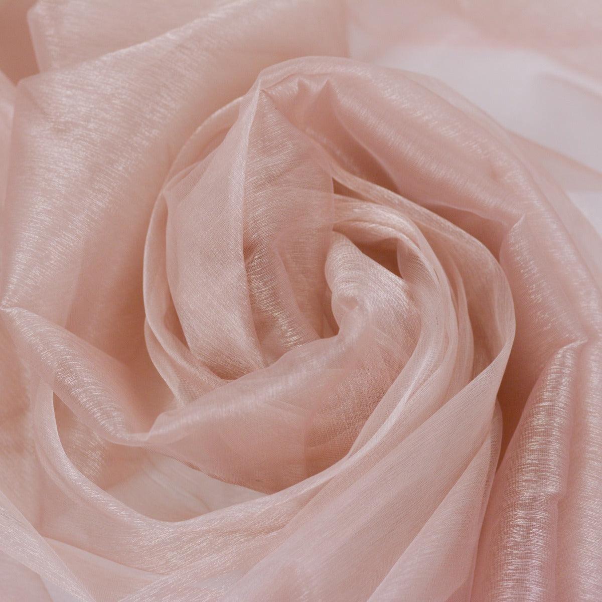 Organza - Trandafiriu folosita la fabricarea rochiilor