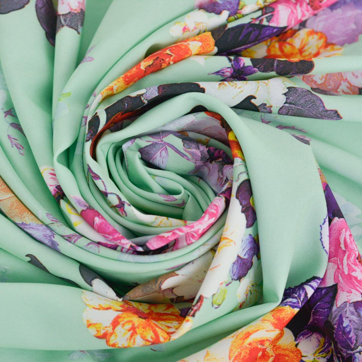 Vascoza Imprimata - Menta cu flori folosita la fabricarea rochiilor