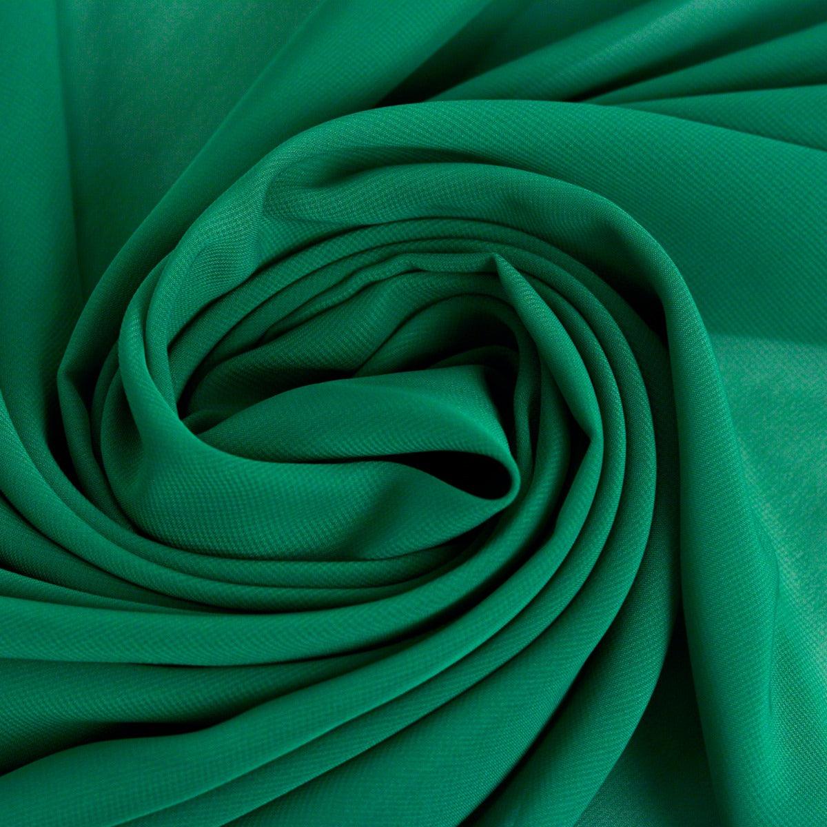 Voal Chiffon - Verde padure folosit la fabricarea rochiilor